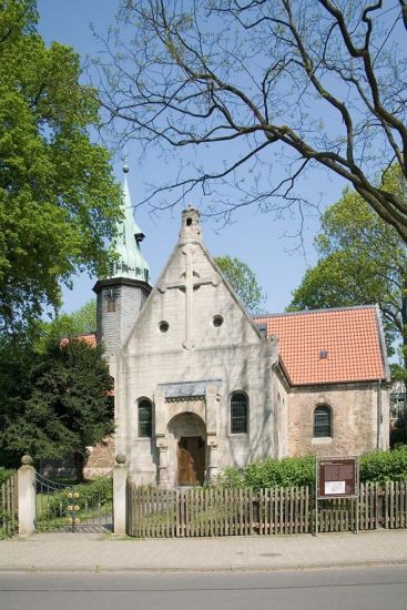 braunschweiger_kirchen_lehndorf_kruezkirche_01.jpg, 68kB