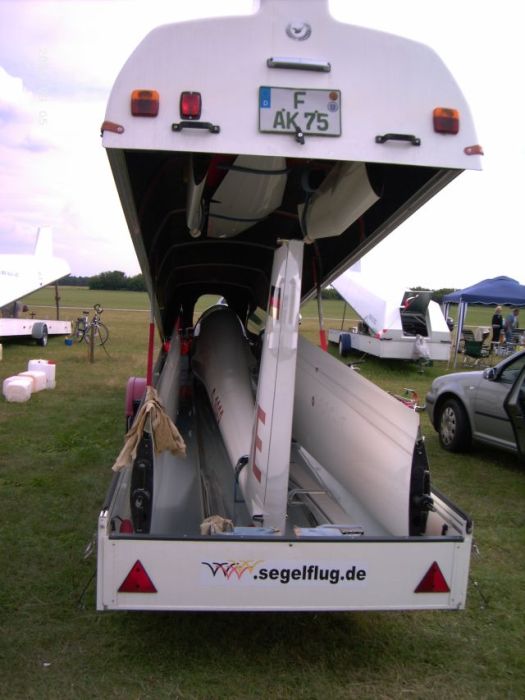 DM-2005_07_DD_verstaut.jpg, 78kB