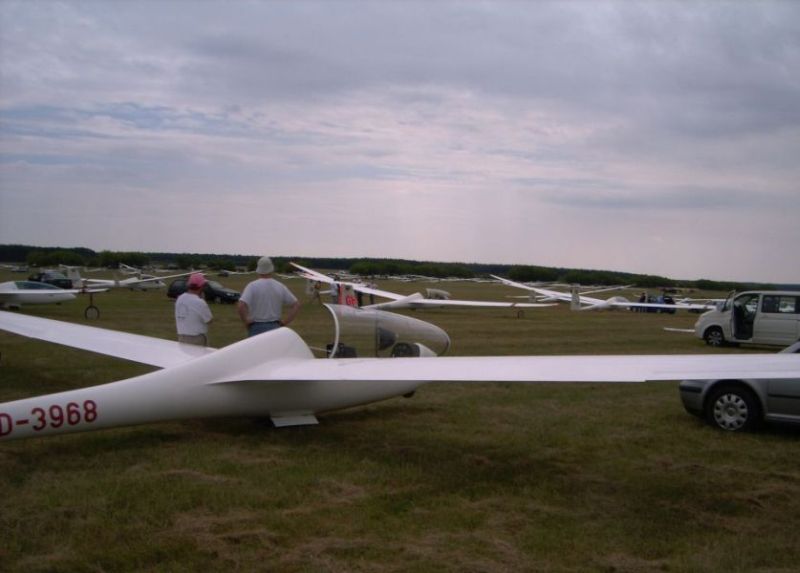 DM-2005_13_warten.jpg, 42kB