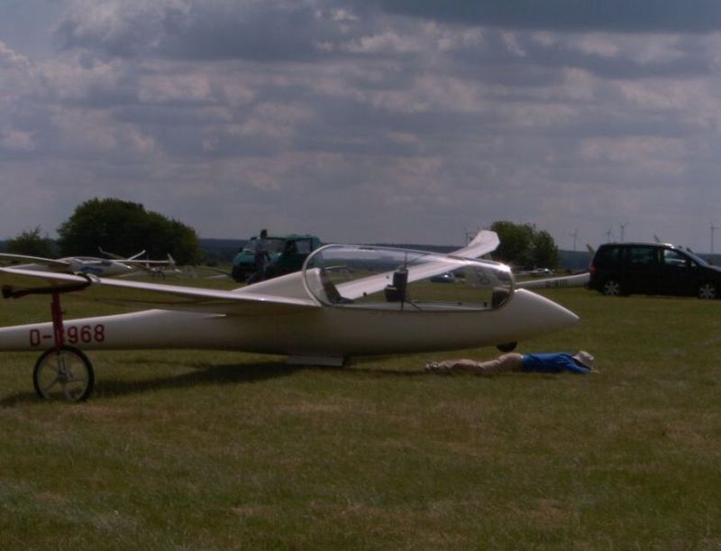 DM-2005_14_ruhen.jpg, 44kB