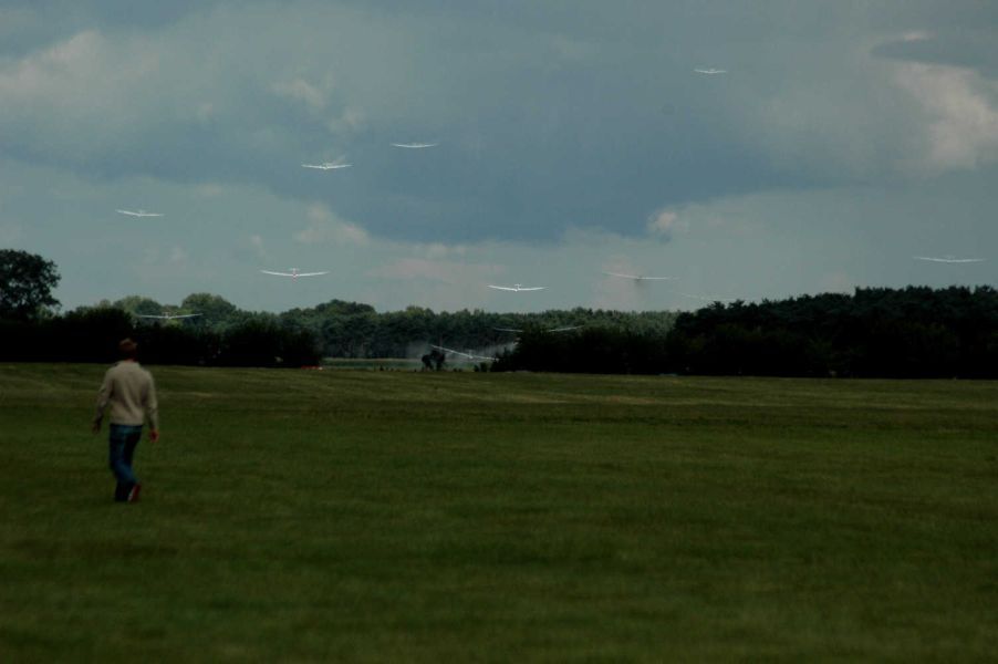 DM-2005_31_cool.jpg, 38kB