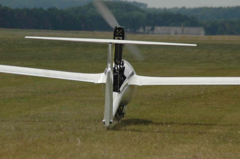 DM-2005_39_selbststarter.jpg, 78kB