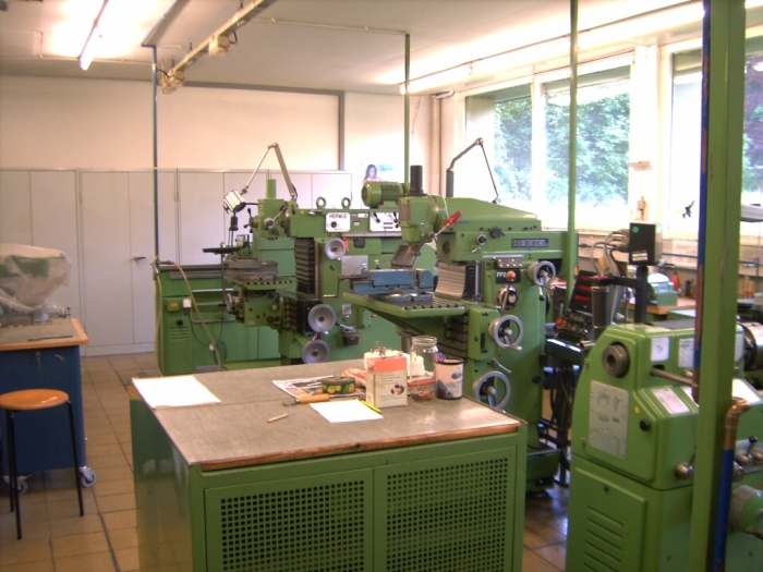tu-pci-institut_werkstatt_01.jpg, 291kB