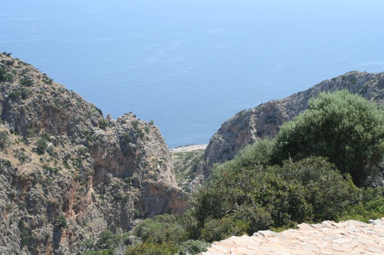 kreta_akrotiri_moni_katholiko_02_der_weg_zum_kloster_02.jpg, 107kB