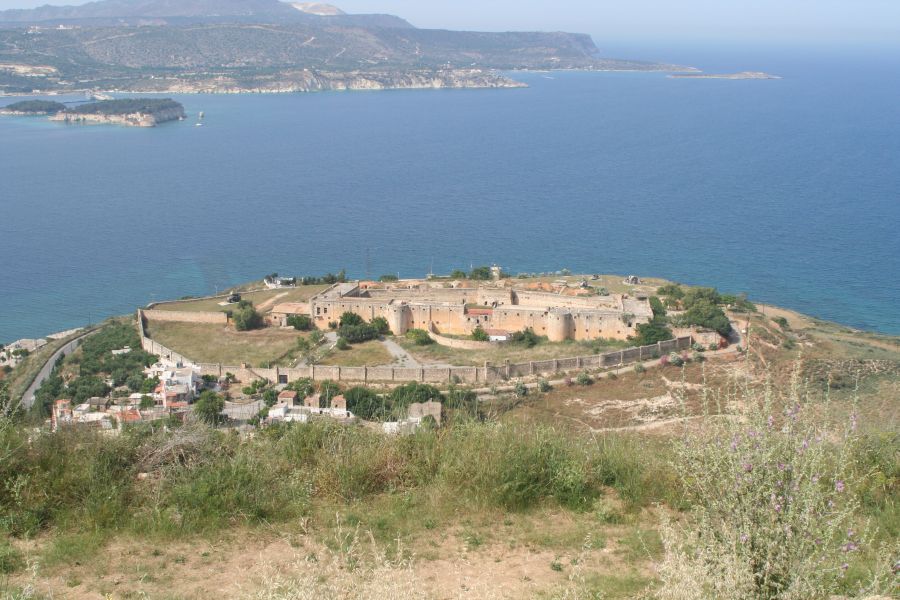 chania_aptera_fortress_idjedin.jpg, 120kB
