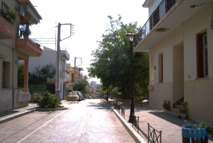 chania_moderne_gasse.JPG, 68kB
