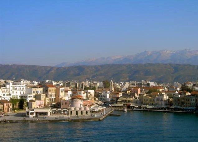 chania_venezianischer_hafen_04.jpg, 90kB