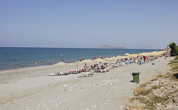 kreta_strand_von_maleme_01.jpg, 43kB
