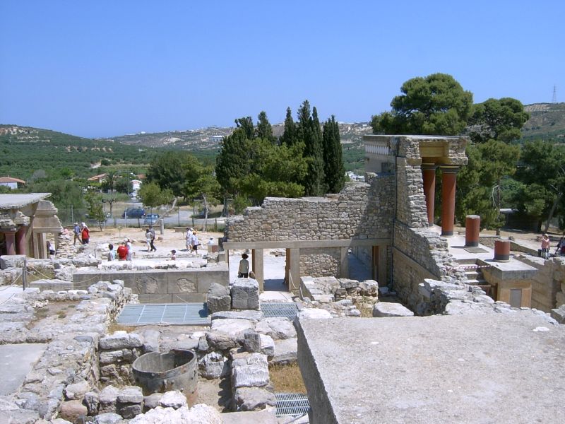 knossos_33_in_richtung_norden.jpg, 109kB
