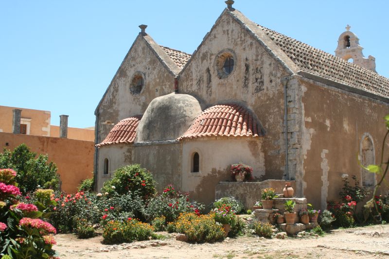 moni_arkadiou_klosterkirche_05_rueckseite_02.jpg, 110kB