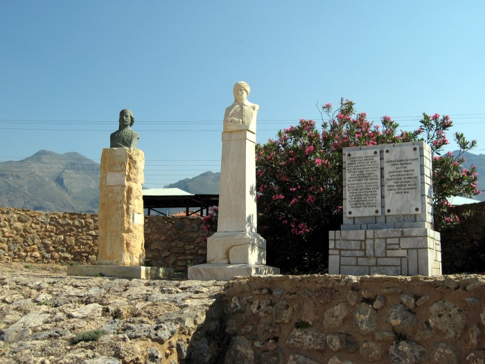 kreta_frangokastello_kastell_denkmal.jpg, 305kB