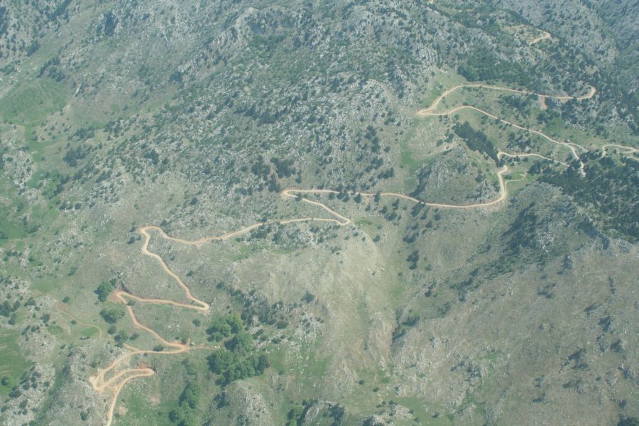 kreta_rundflug_38_nichts_fuer_neuwagen.jpg, 135kB