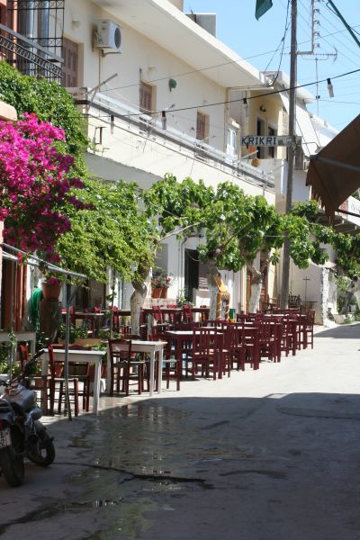 kreta_paleochora_im_ort_01.jpg, 81kB