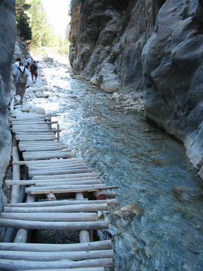 kreta_samaria_schlucht_13_in_der_schlucht.jpg, 216kB