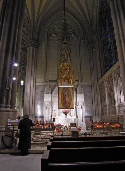 new-york_saint-patriks-catedrale_05_innen_02.jpg, 54kB