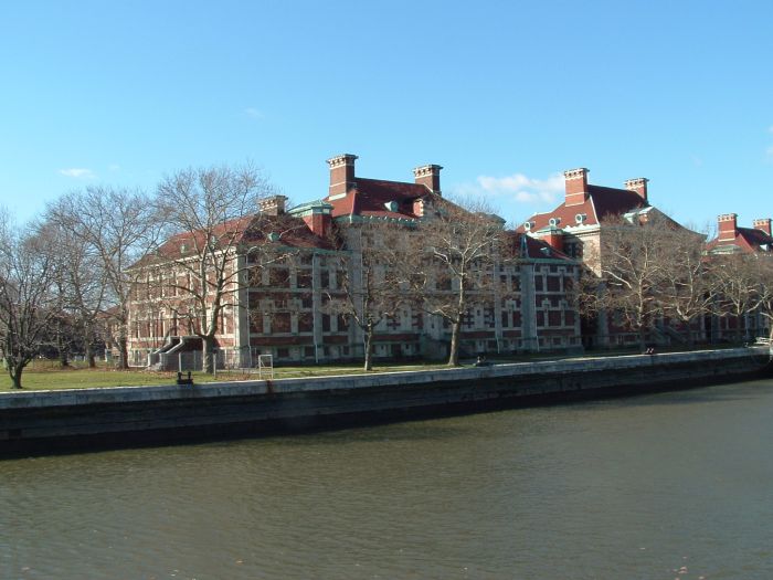 ellis_island_04.jpg, 65kB