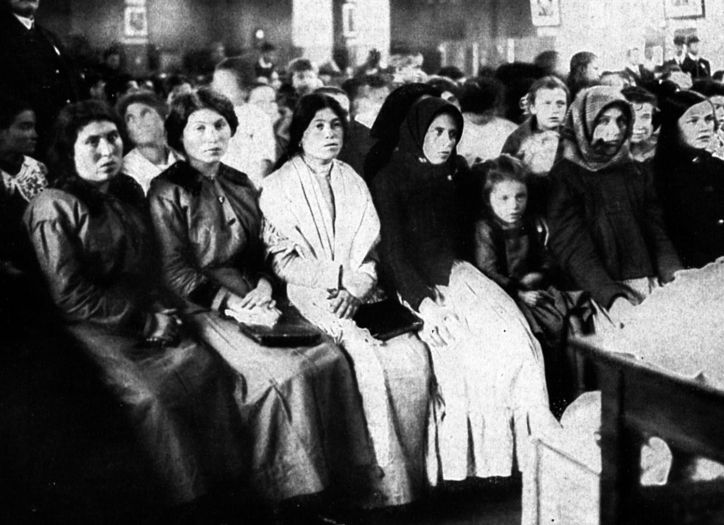 ellis_island_bilder_05_imigranten.jpg, 67kB