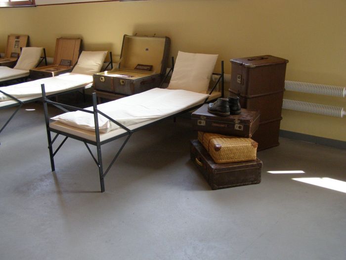 ellis_island_museum_08_wohnen.jpg, 47kB