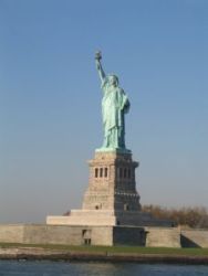 new-york_miss-liberty_klein.jpg, 9,8kB