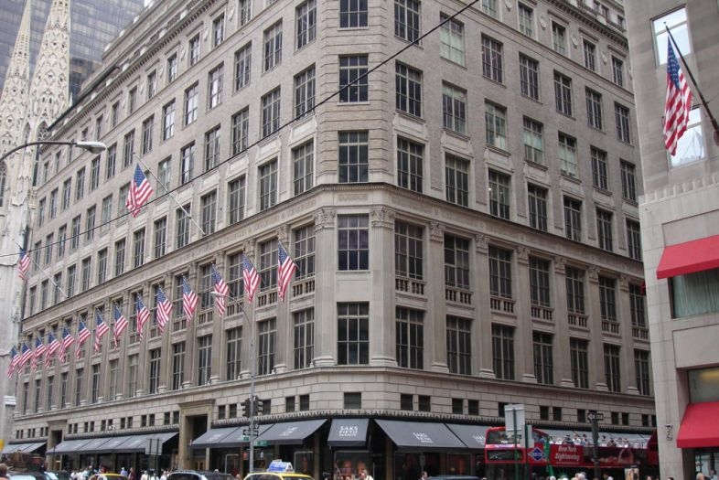 new-york_einkaufen_03_saks-5te-avenue_01.jpg, 214kB