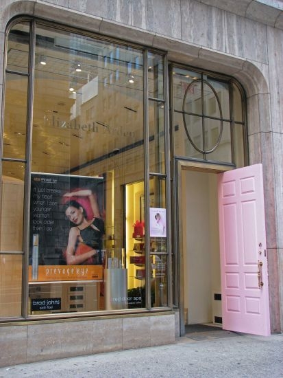new-york_einkaufen_05_elisabeth-arden_01.jpg, 102kB