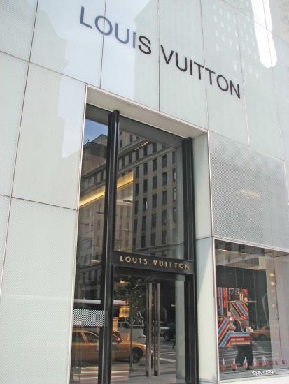 new-york_einkaufen_05_louis-vuitton_01.jpg, 78kB
