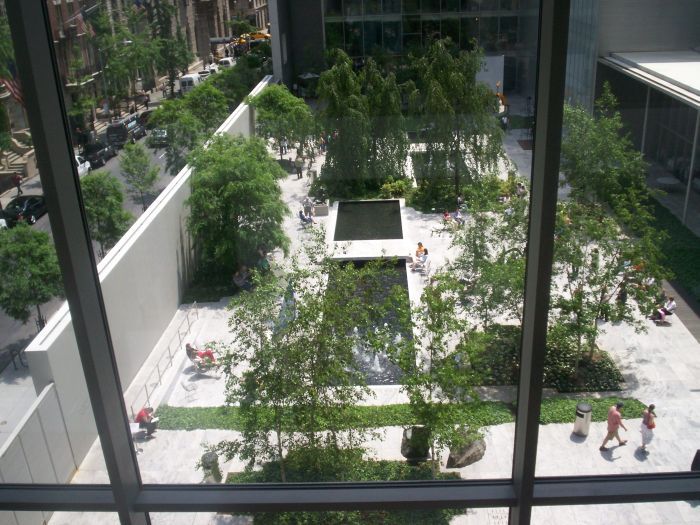 new-york_museum-of-modern-art_03_garten.jpg, 98kB