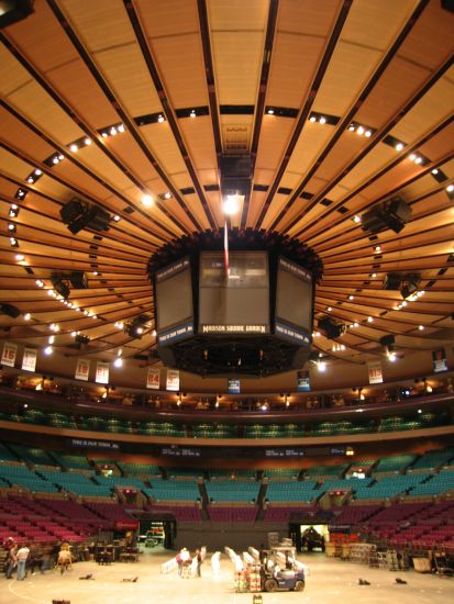 new-york_madison-square-garden_02_innen.jpg, 64kB