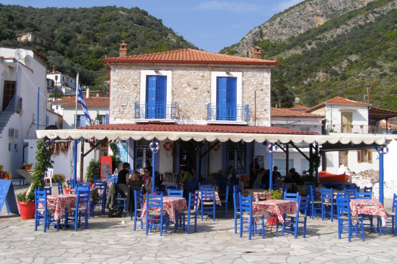 pilion_kiriaki_04_hafentaverne_02.jpg, 125kB