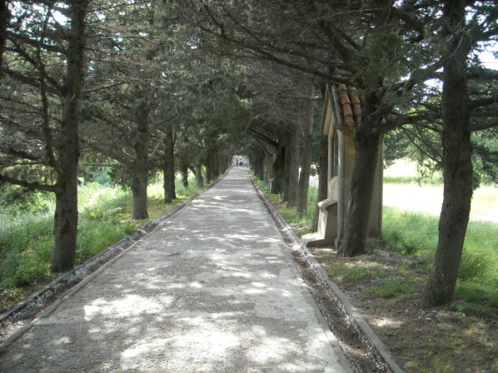 filerimos_kloster_kreuzgang.jpg, 129kB