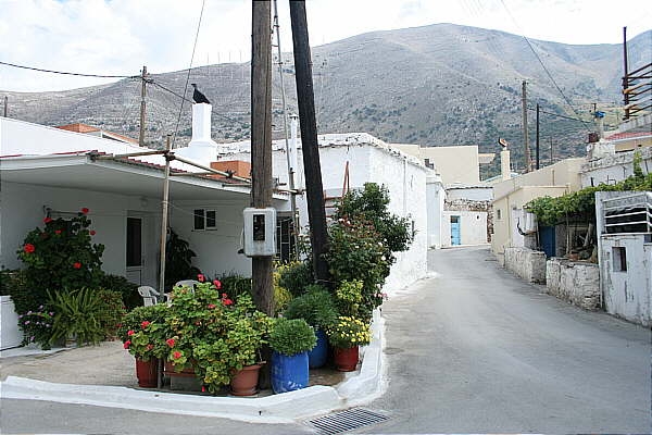 embonas_01_dorf_02.jpg, 137kB