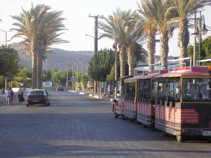 faliraki_wie_ueberall.jpg, 76kB