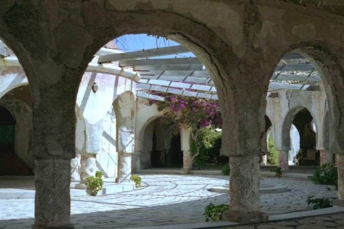 kalithea_therme_06_wandelhalle_02.jpg, 69kB