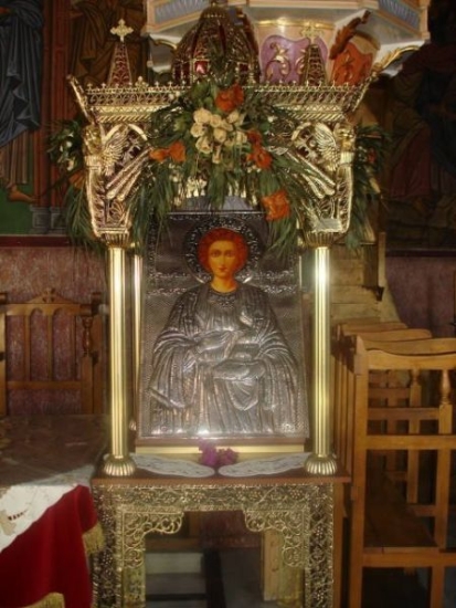 siana_01_agios_panteleimon_innen_02.jpg, 177kB