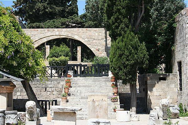 rhodos_altstadt_06_museum_06.jpg, 84kB