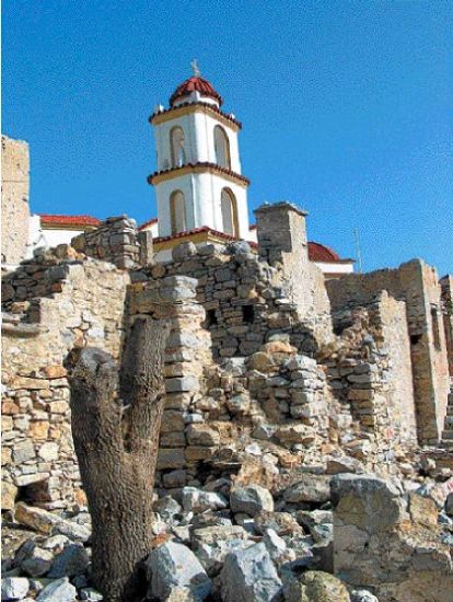 symi_chorio_kirche_05.jpg, 63kB